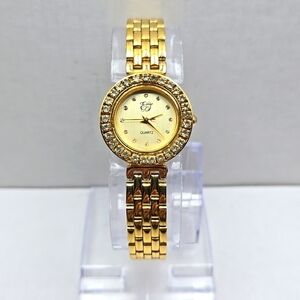 Womens Elizabeth Taylor White Diamonds Gold Crystals Rhinestones New Battery